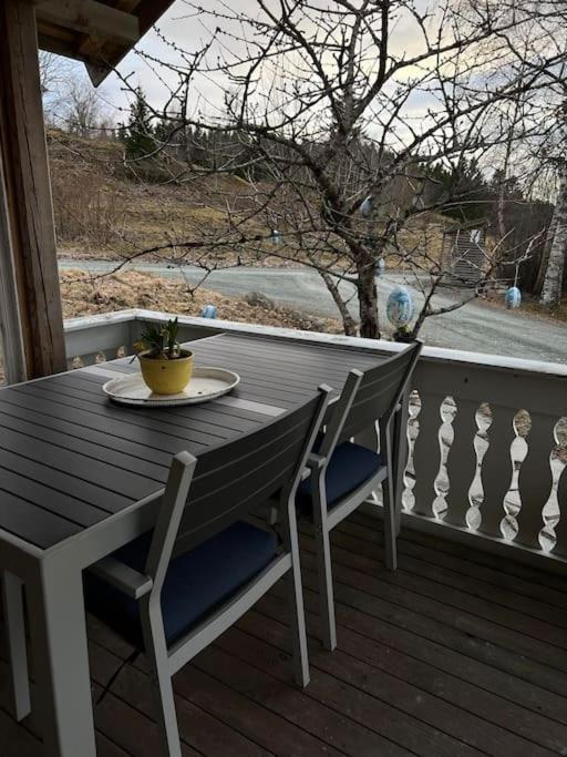 Idyllisk Minihus I Landlige Omgivelser - Med 5 Sengeplasser Og Parkering Asen Exterior photo